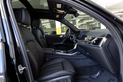 2027 BMW X7 xDrive40i
