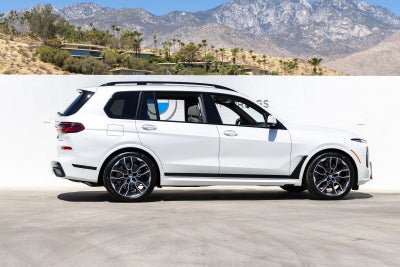 2027 BMW X7 xDrive40i