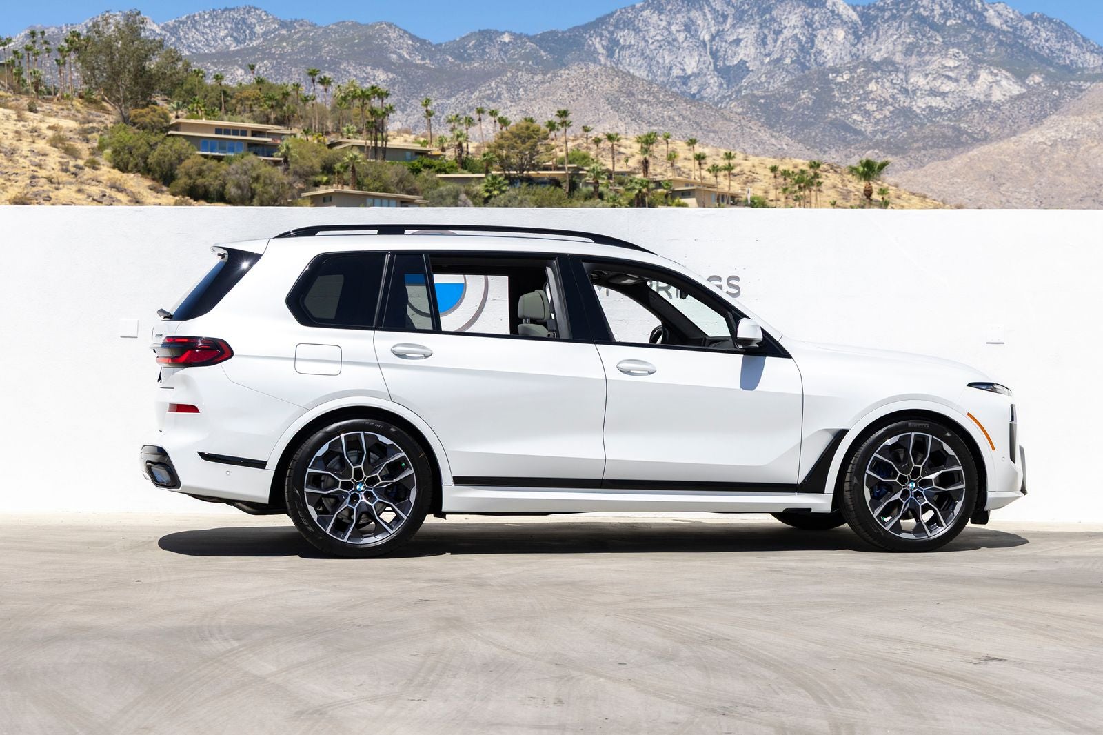 2027 BMW X7 xDrive40i