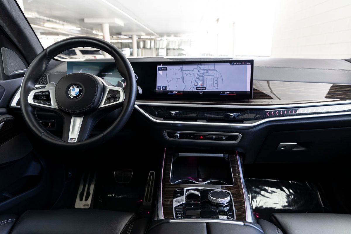 2023 BMW X7 xDrive40i