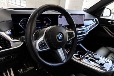 2023 BMW X7 xDrive40i