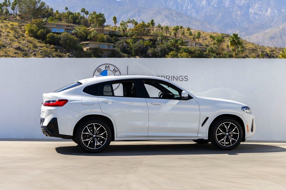 2025 BMW X4 xDrive xDrive30i