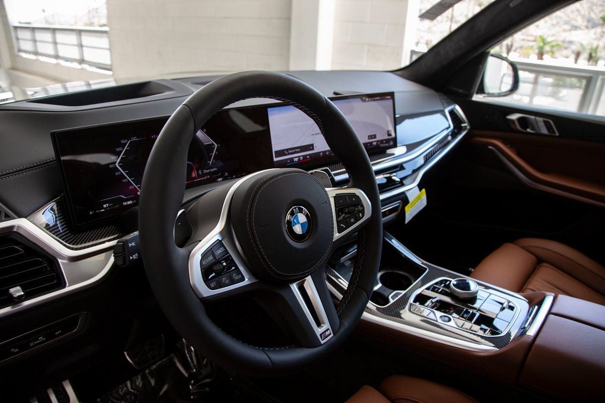 2026 BMW X7 M60i