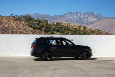 2026 BMW X7 M60i