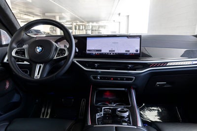 2025 BMW X7 M60i