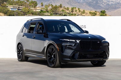 2025 BMW X7 M60i