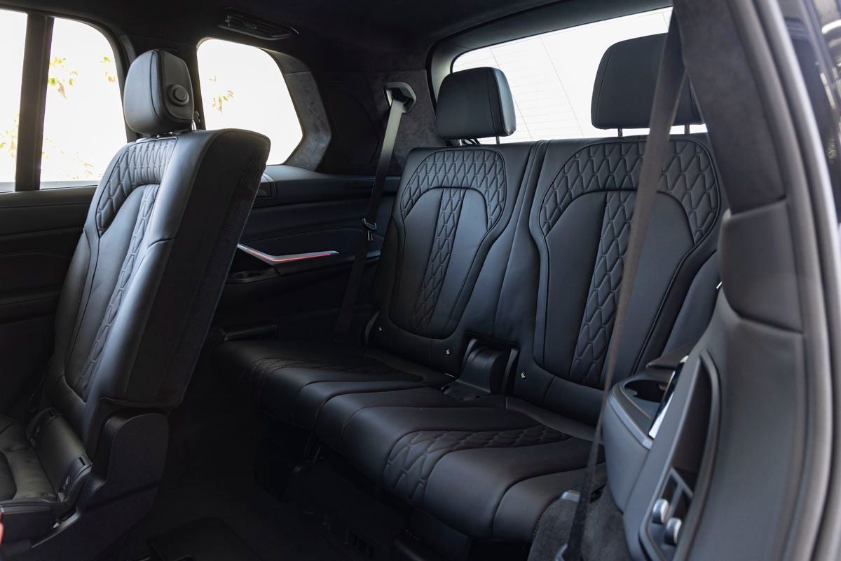 2025 BMW X7 M60i