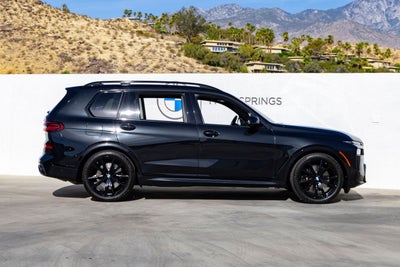 2025 BMW X7 M60i