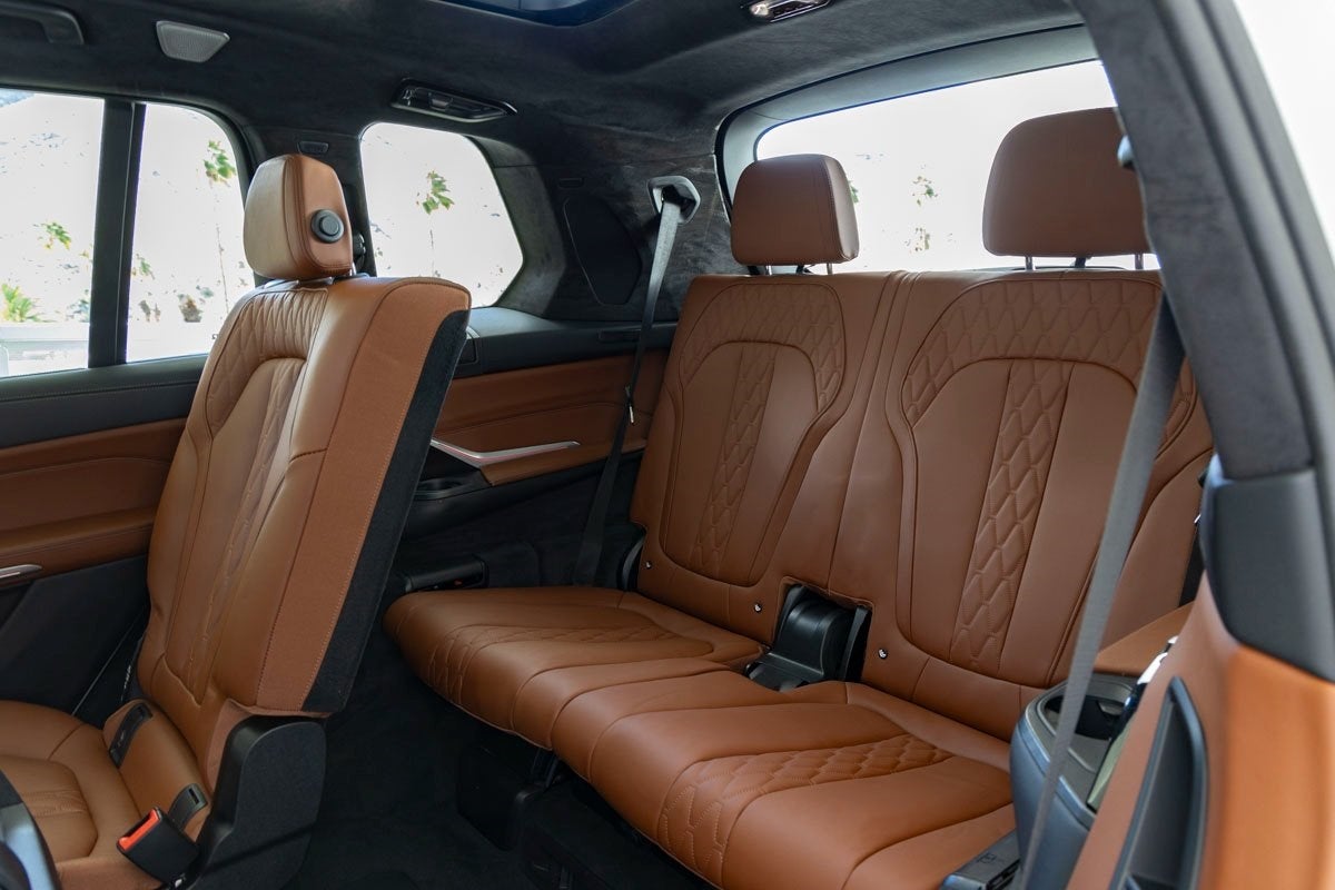 2025 BMW X7 M60i