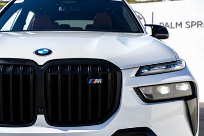 2025 BMW X7 M60i