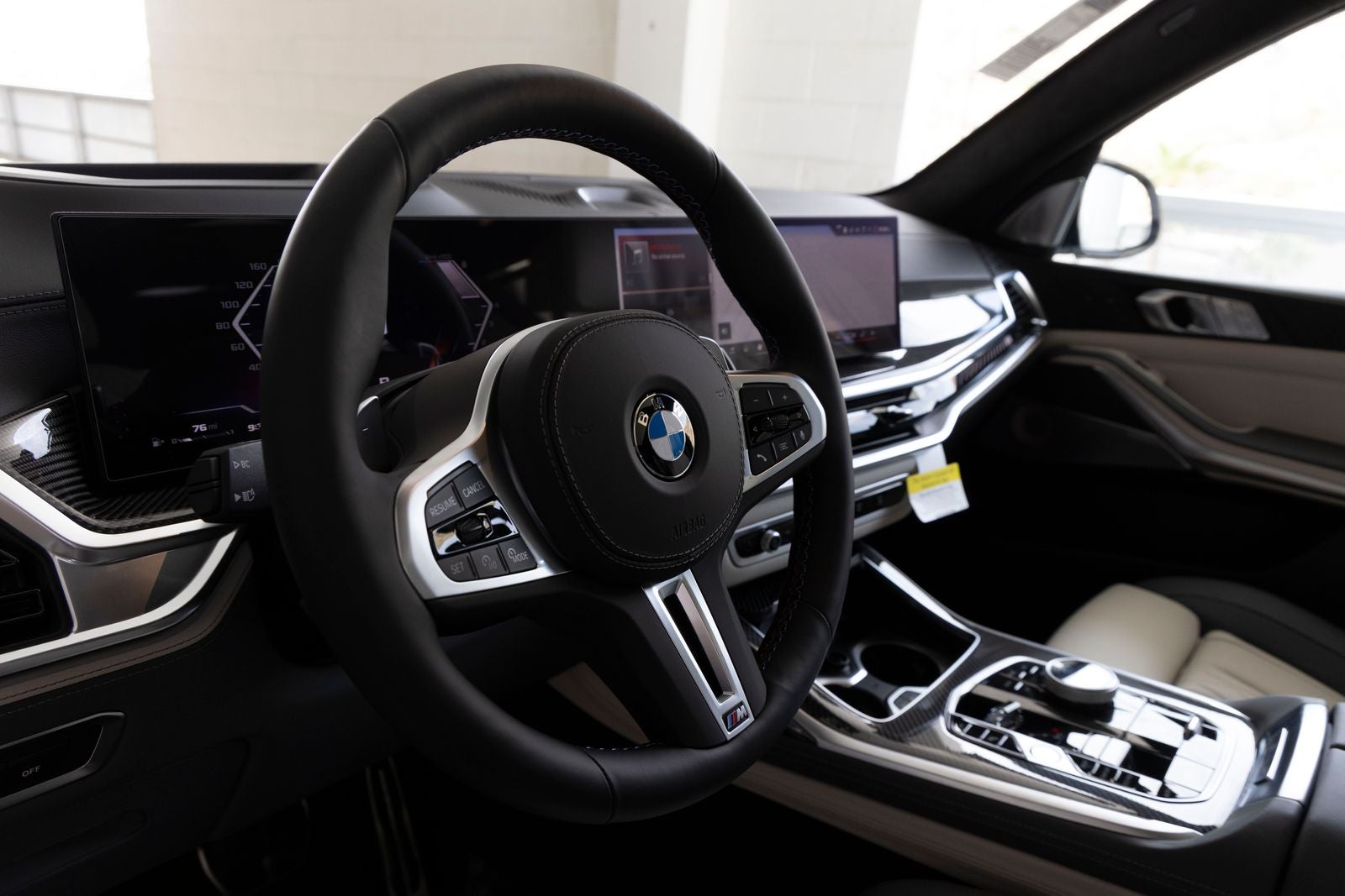 2027 BMW X7 M60i