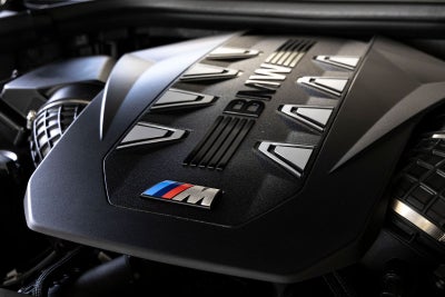 2027 BMW X7 M60i