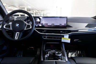 2027 BMW X7 M60i