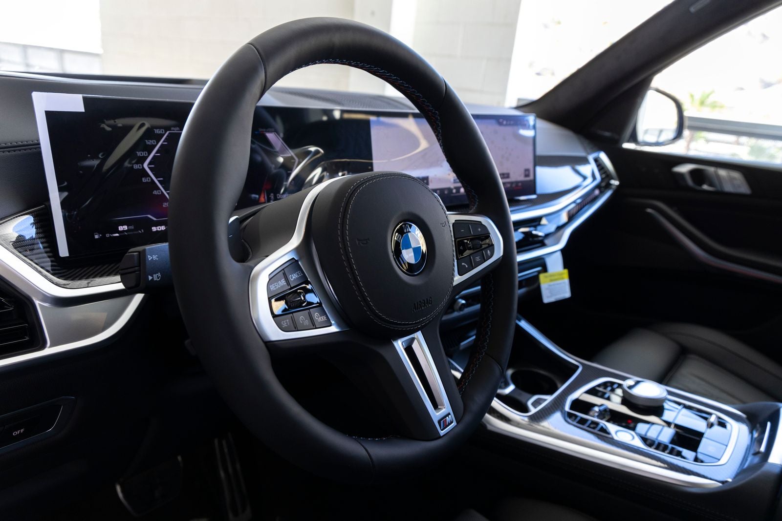 2027 BMW X7 M60i