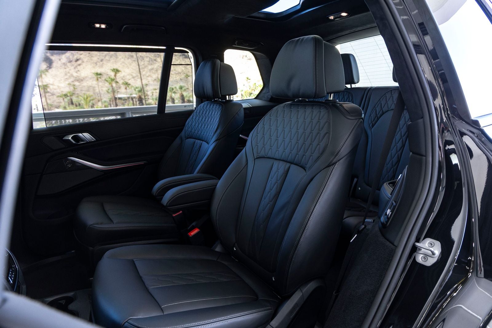2027 BMW X7 M60i