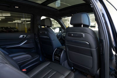 2027 BMW X7 M60i