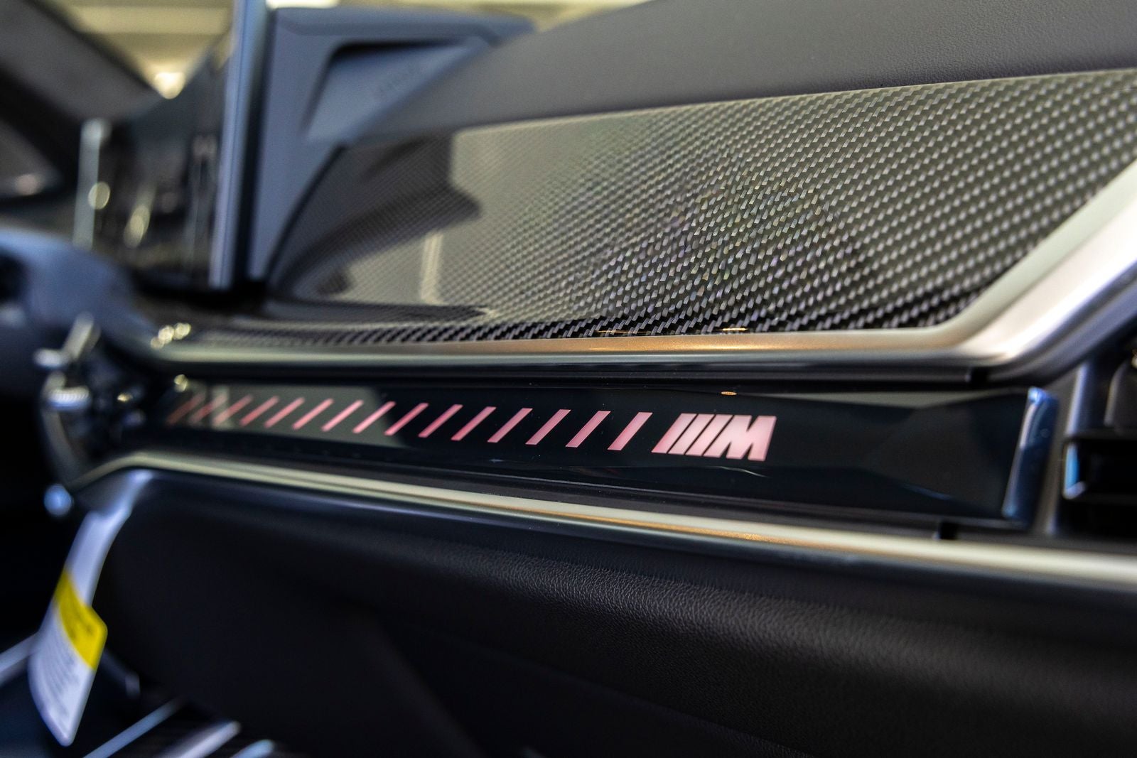 2027 BMW X7 M60i