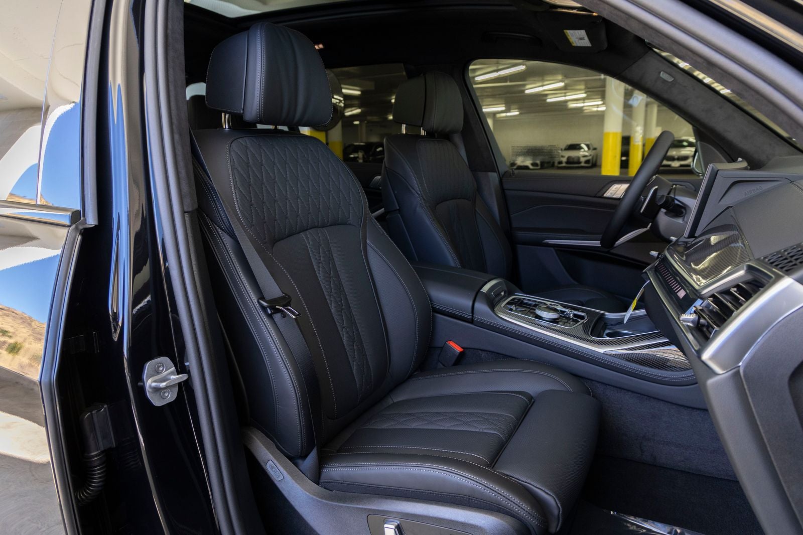 2027 BMW X7 M60i