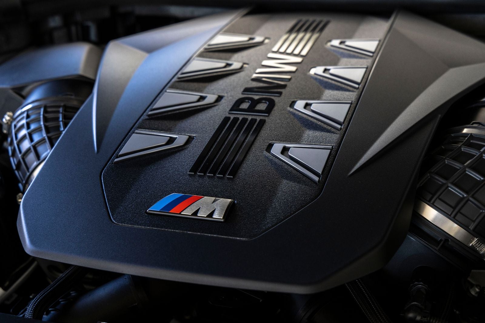 2027 BMW X7 M60i