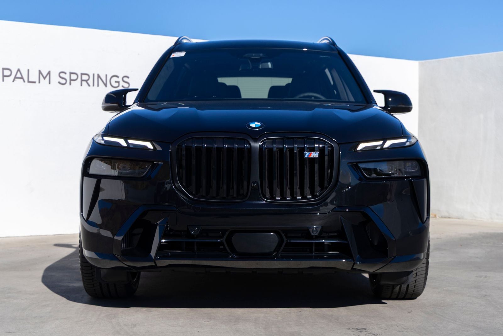 2027 BMW X7 M60i
