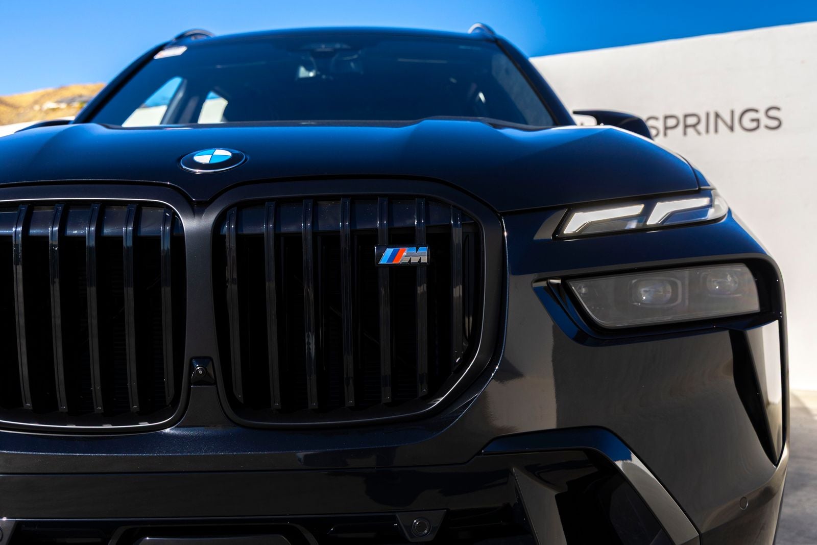2027 BMW X7 M60i