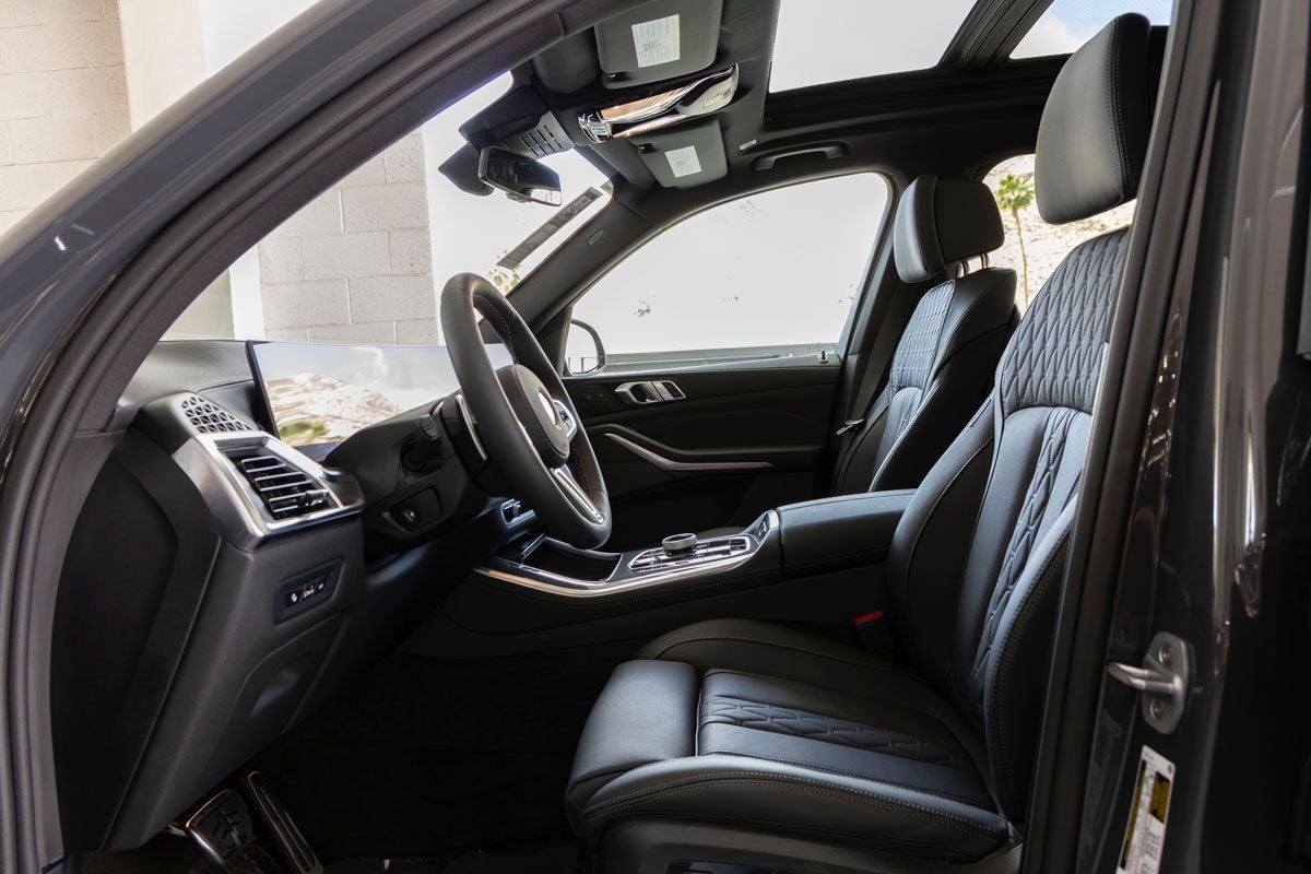 2026 BMW X5 M60i