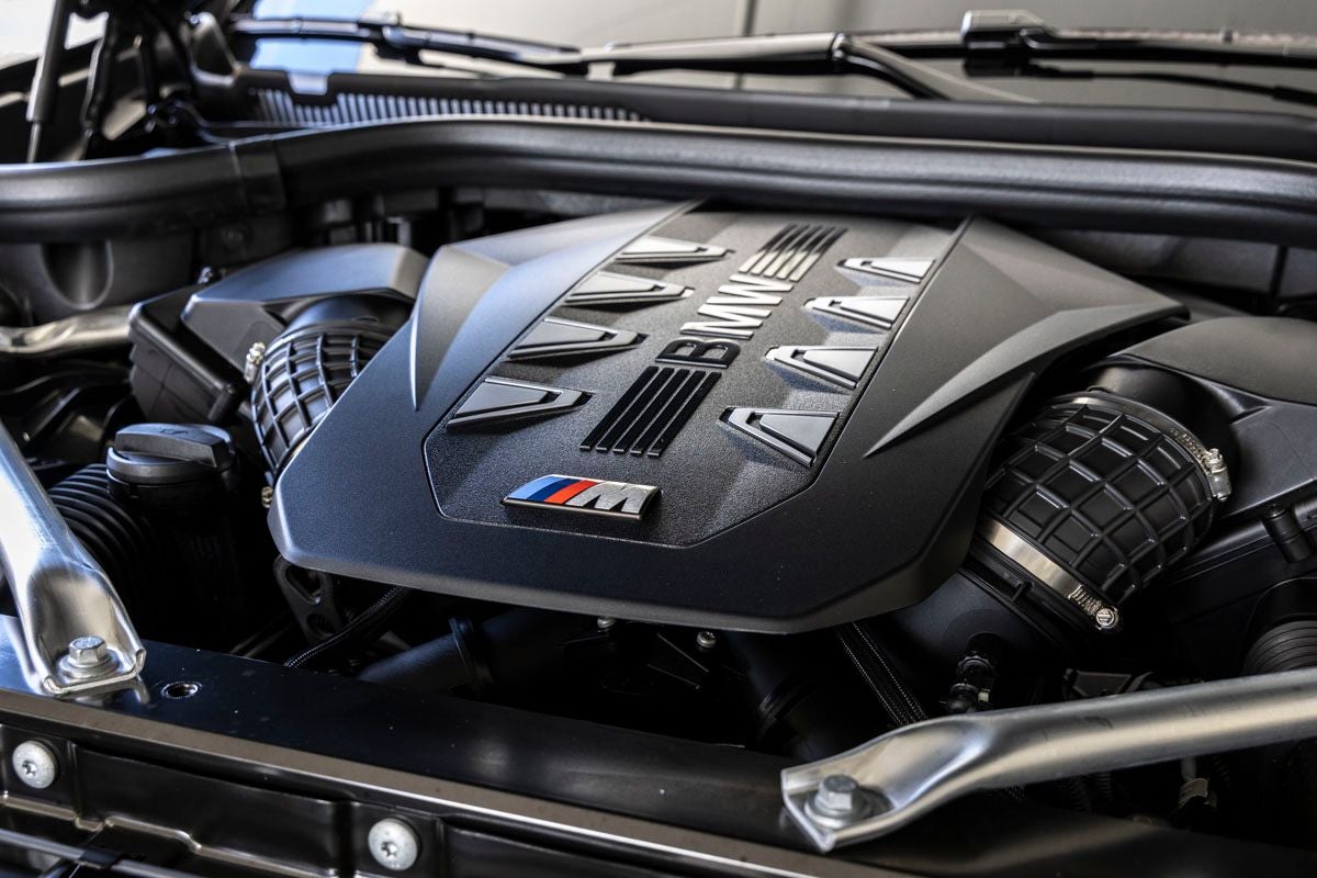 2026 BMW X5 M60i