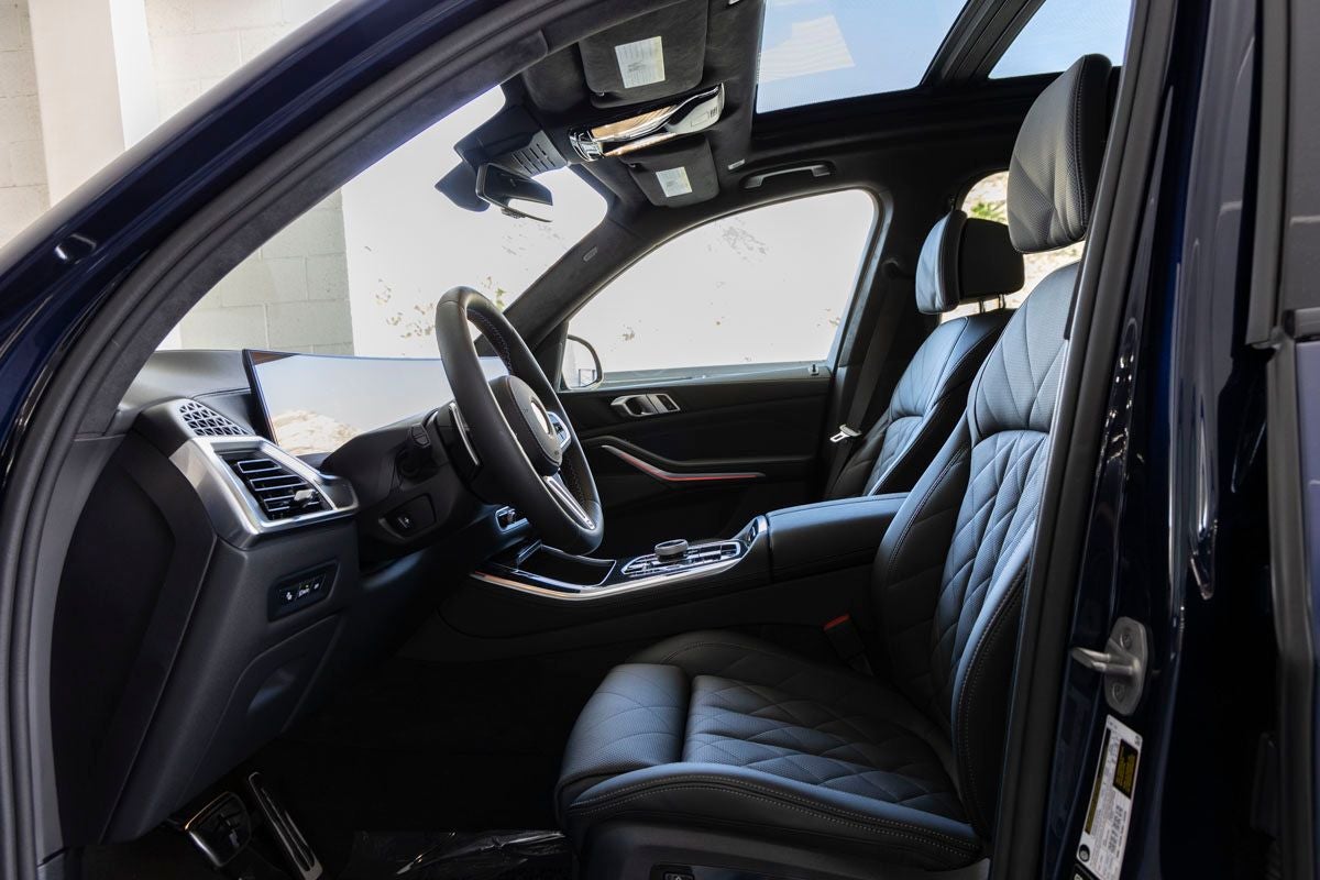 2026 BMW X5 M60i
