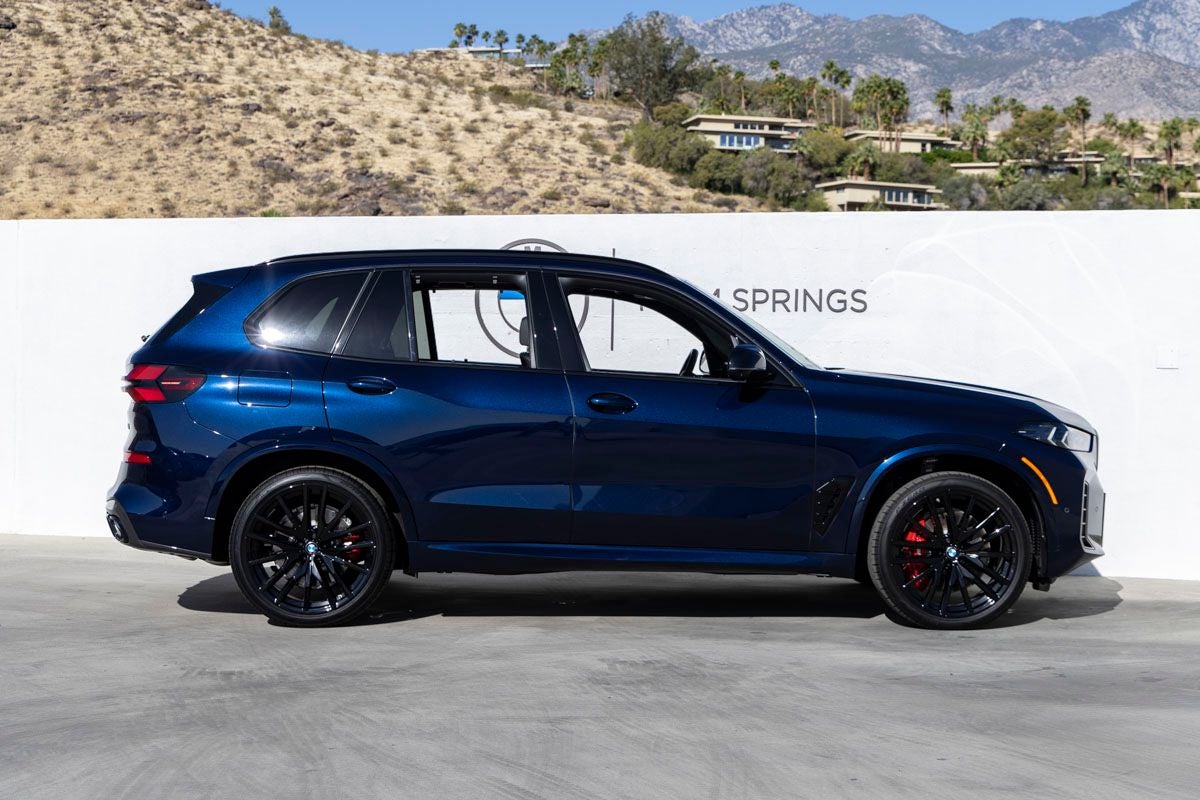 2026 BMW X5 M60i