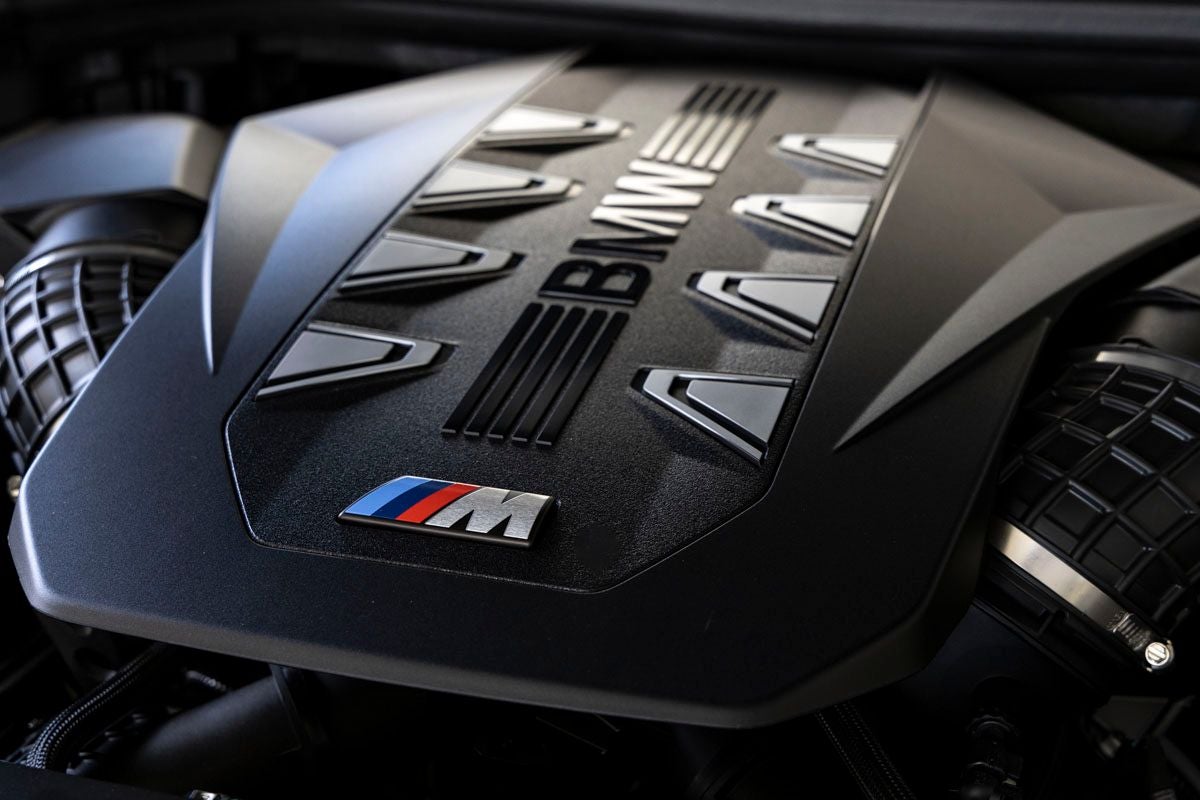 2026 BMW X5 M60i