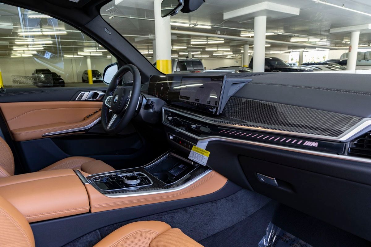 2026 BMW X5 M60i