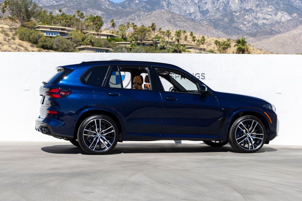 2026 BMW X5 M60i