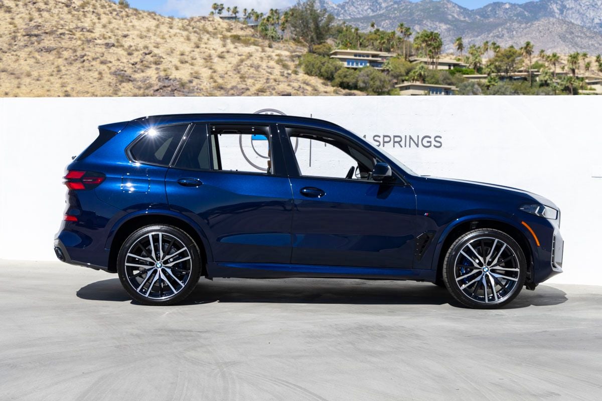 2026 BMW X5 M60i