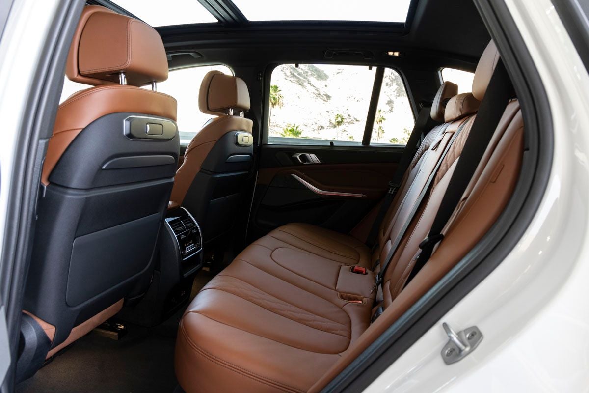 2026 BMW X5 M60i