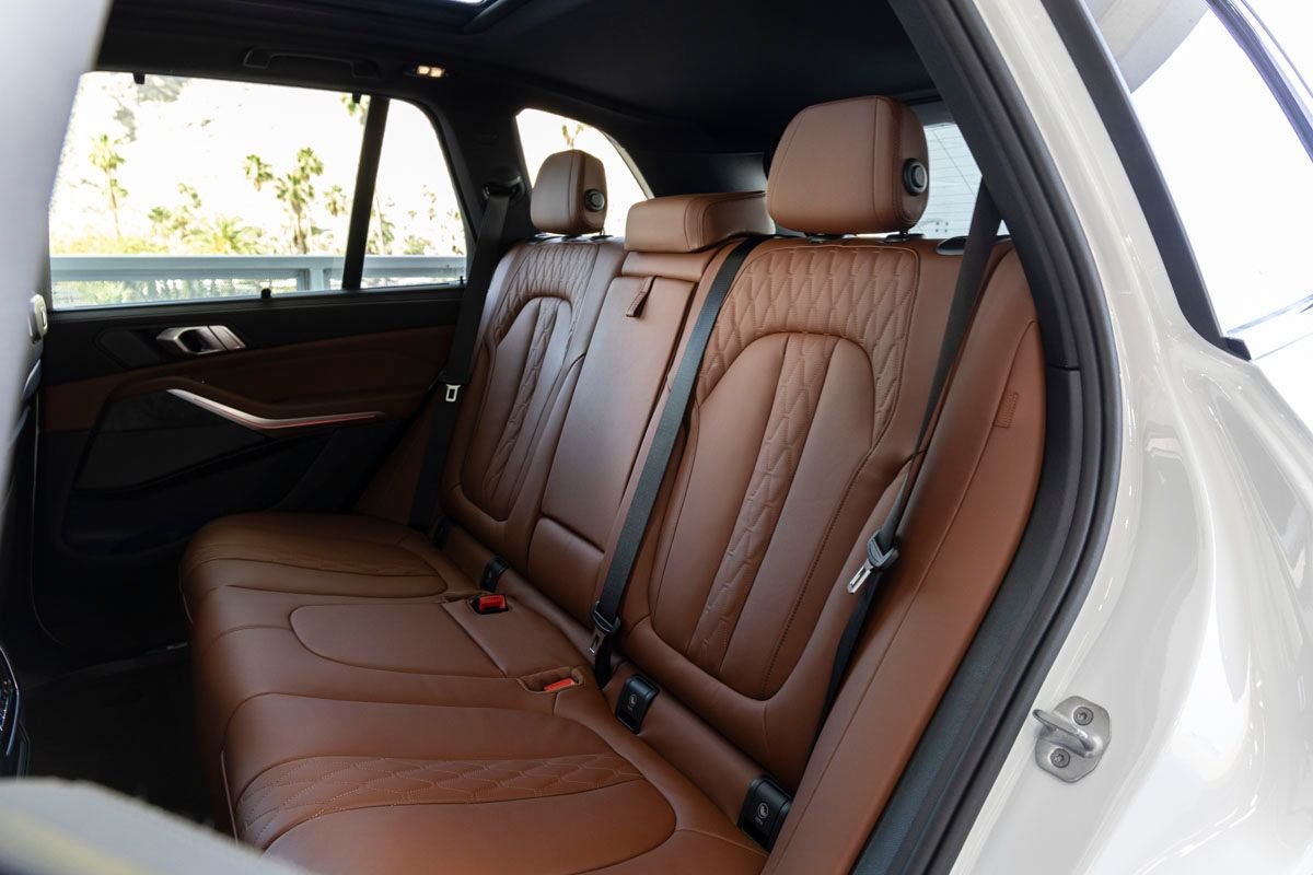 2026 BMW X5 M60i