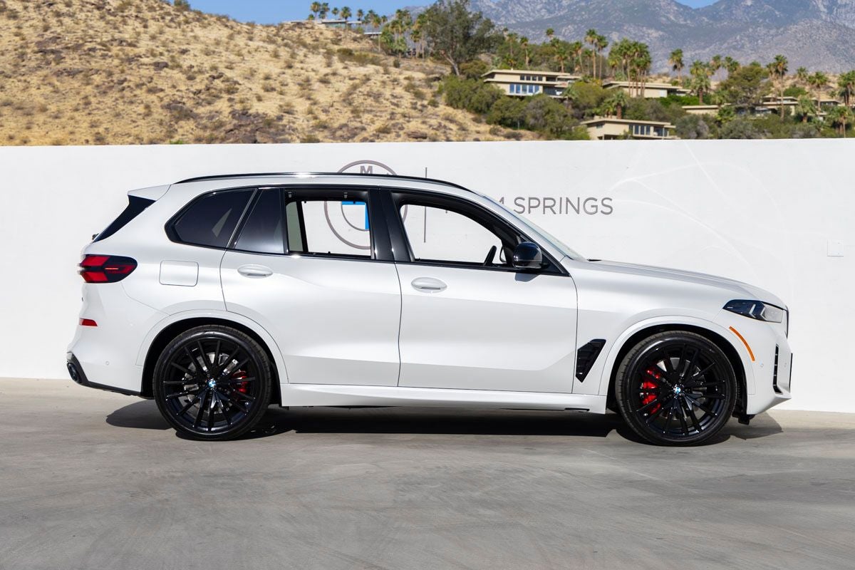 2026 BMW X5 M60i