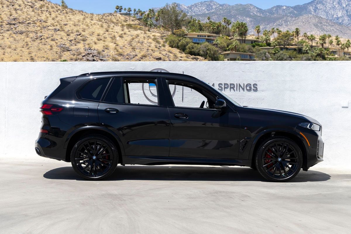 2026 BMW X5 M60i