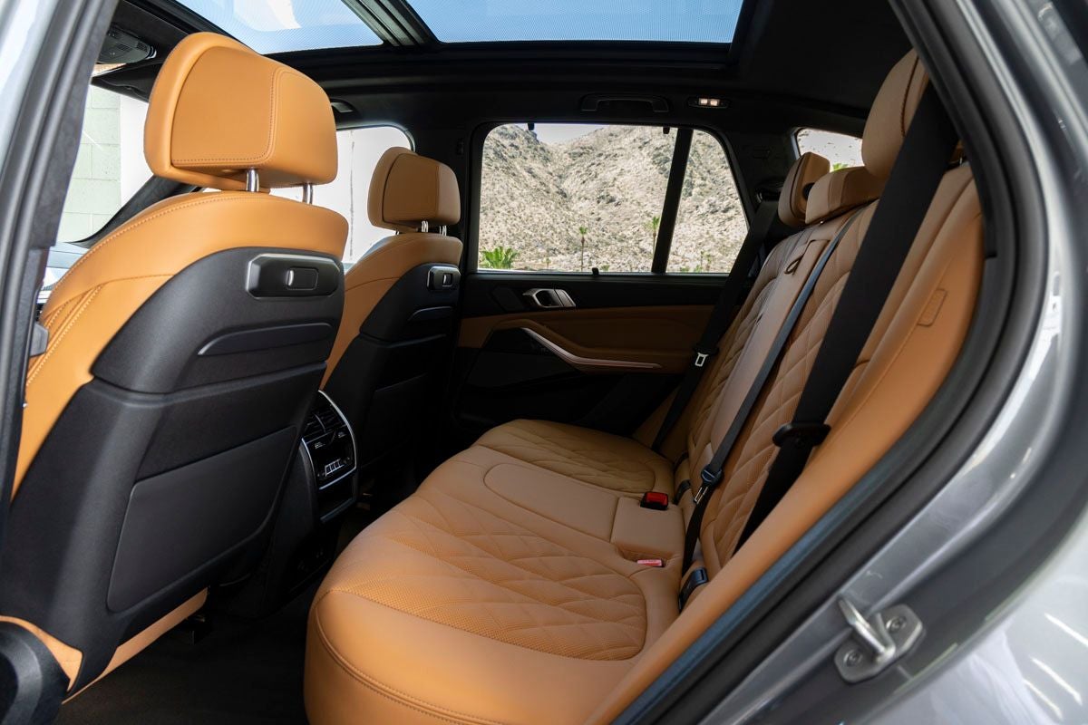 2026 BMW X5 M60i