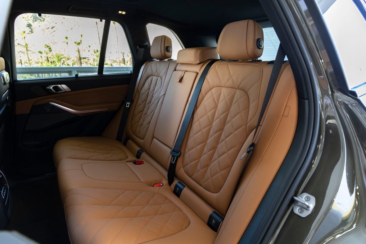 2026 BMW X5 M60i