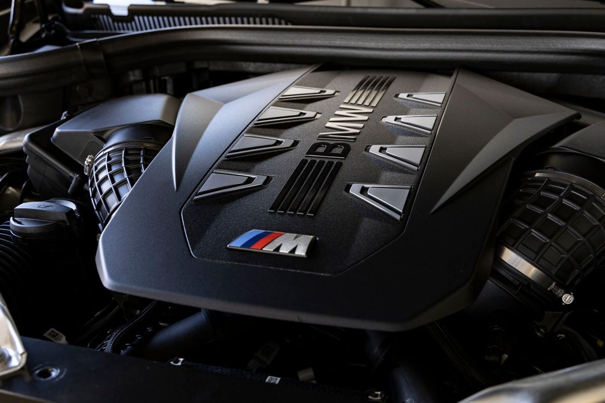 2026 BMW X5 M60i