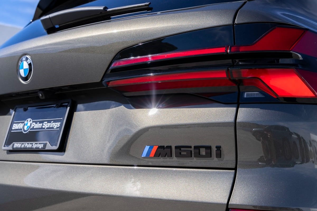 2026 BMW X5 M60i