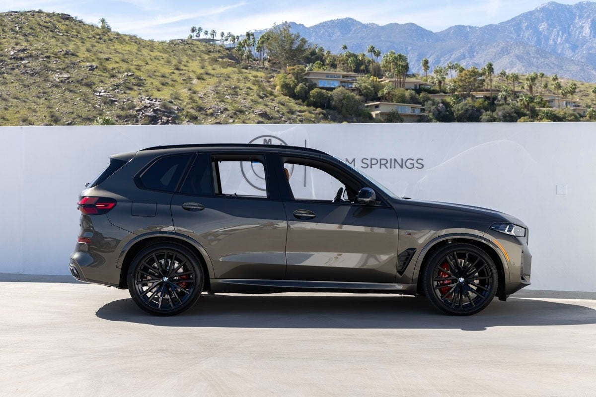 2026 BMW X5 M60i