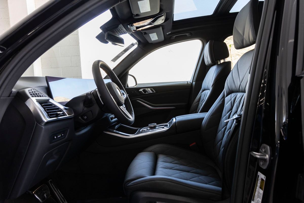 2026 BMW X5 M60i