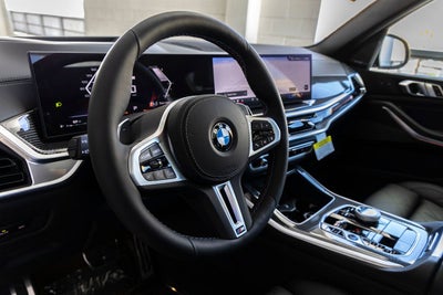 2026 BMW X5 M60i