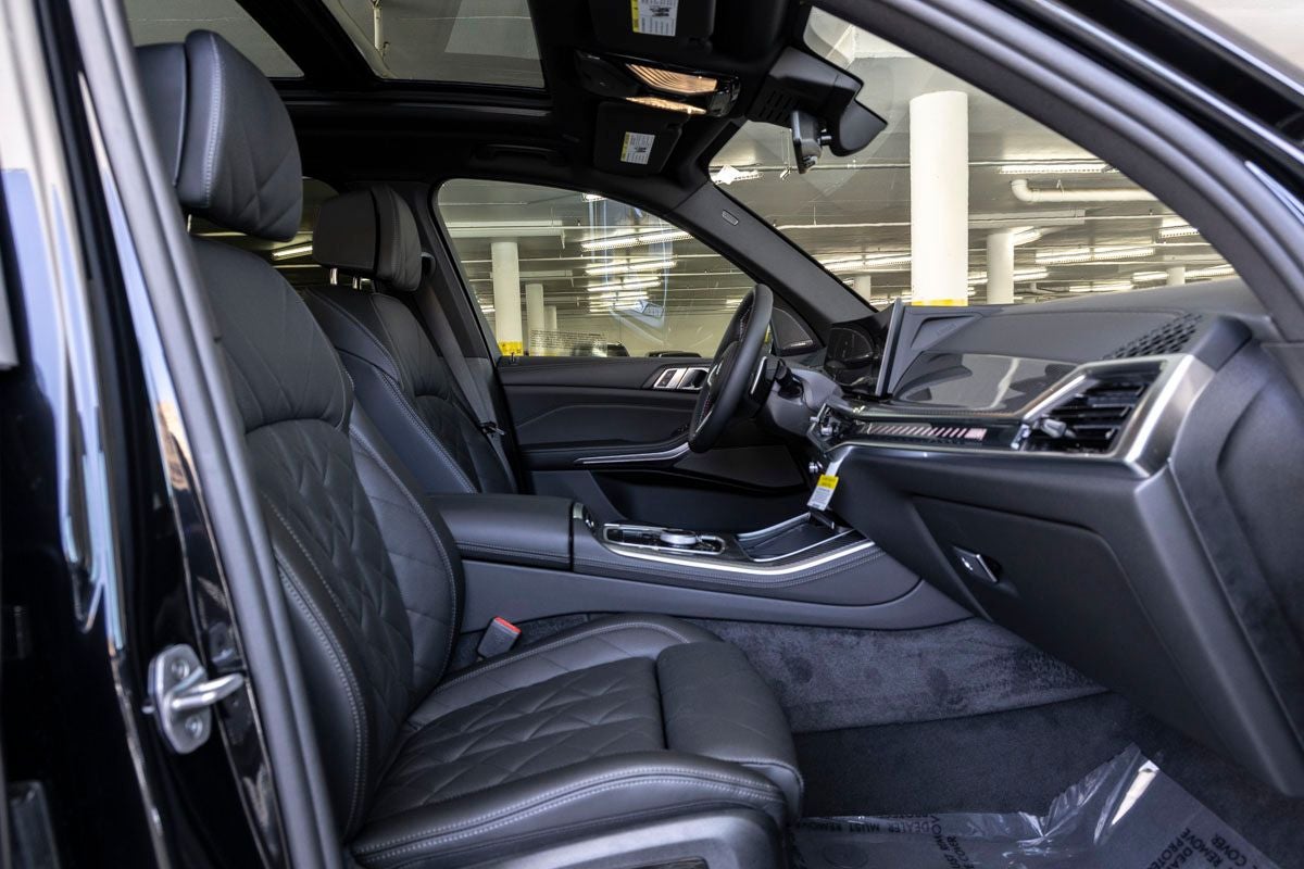 2026 BMW X5 M60i
