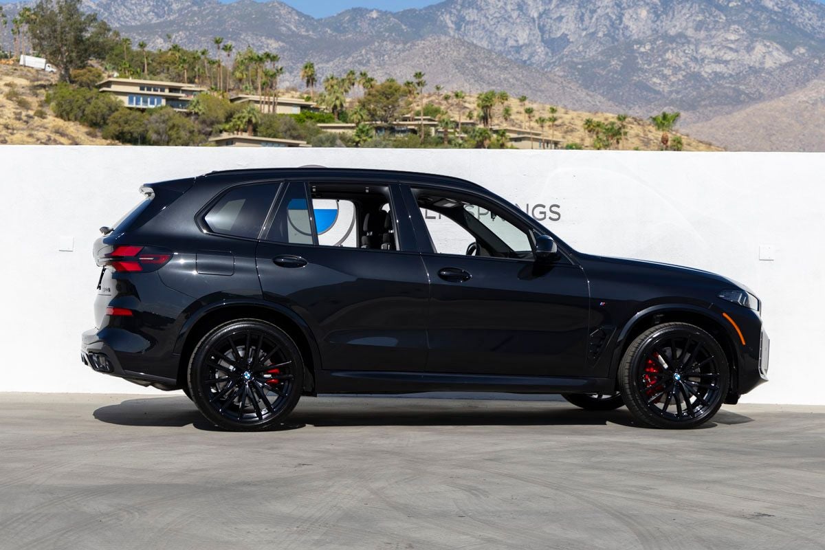 2026 BMW X5 M60i