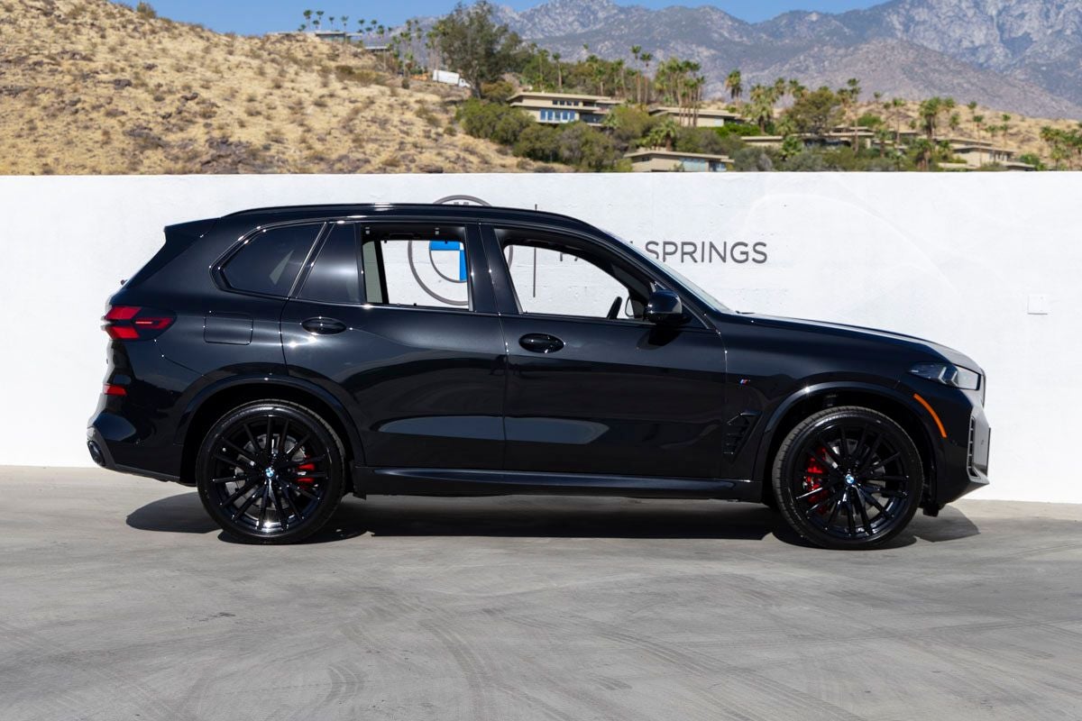 2026 BMW X5 M60i