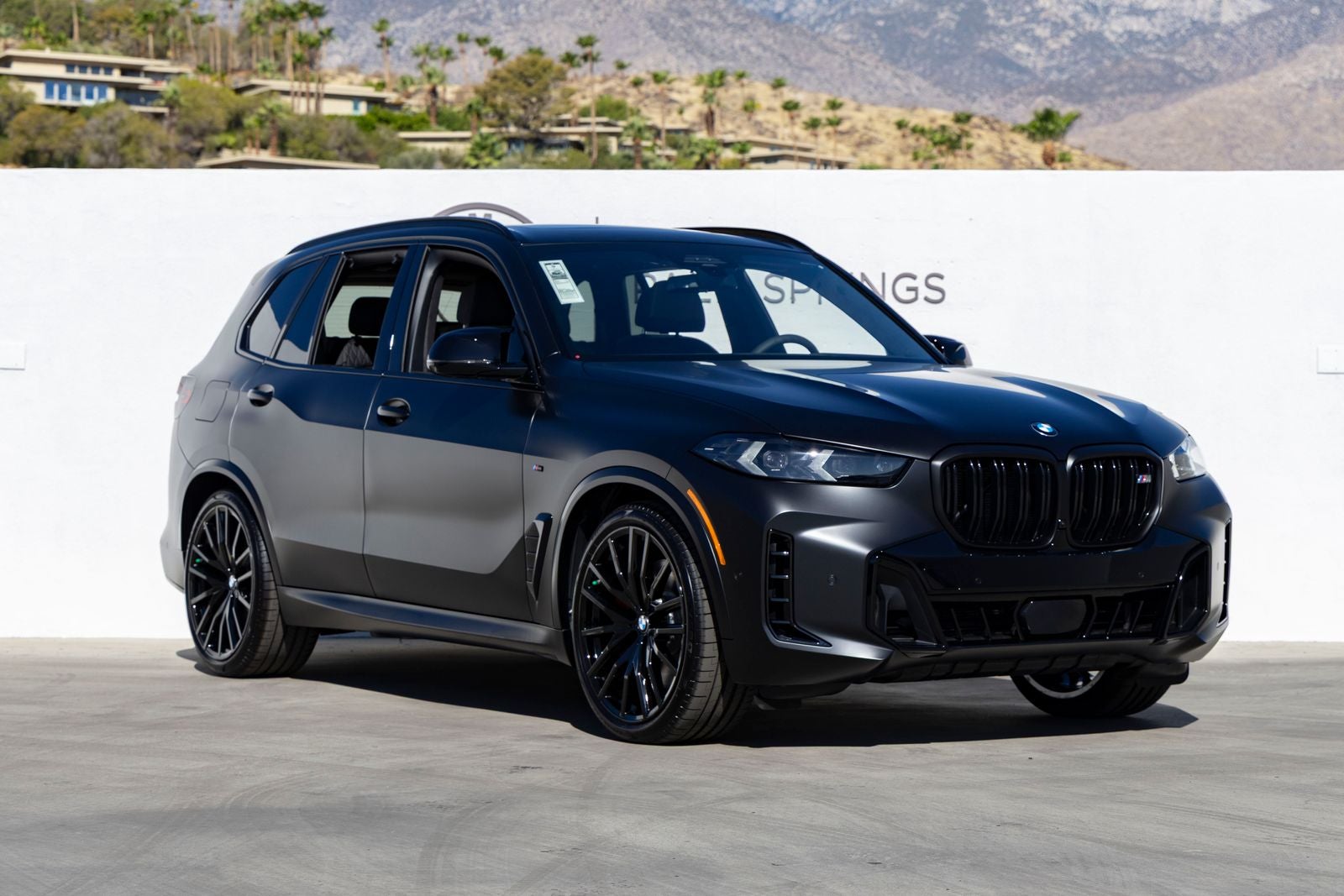 2026 BMW X5 M60i