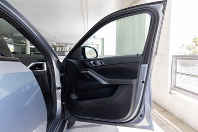 2024 BMW X6 xDrive40i