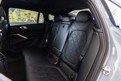 2024 BMW X6 xDrive40i